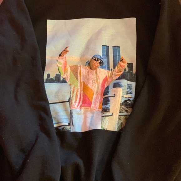 Biggie sweatshirt! Very warm - Picture 1 of 3